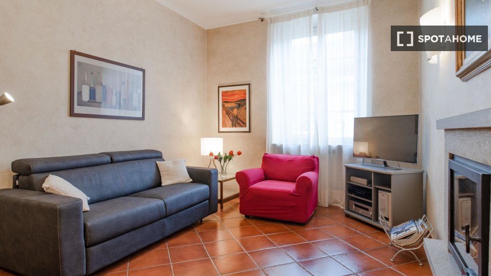 Apartment Turin, 1 bed, 75m² — photo 1