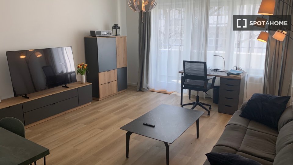 Apartment Berlin, 1 bed, 50m² — photo 1