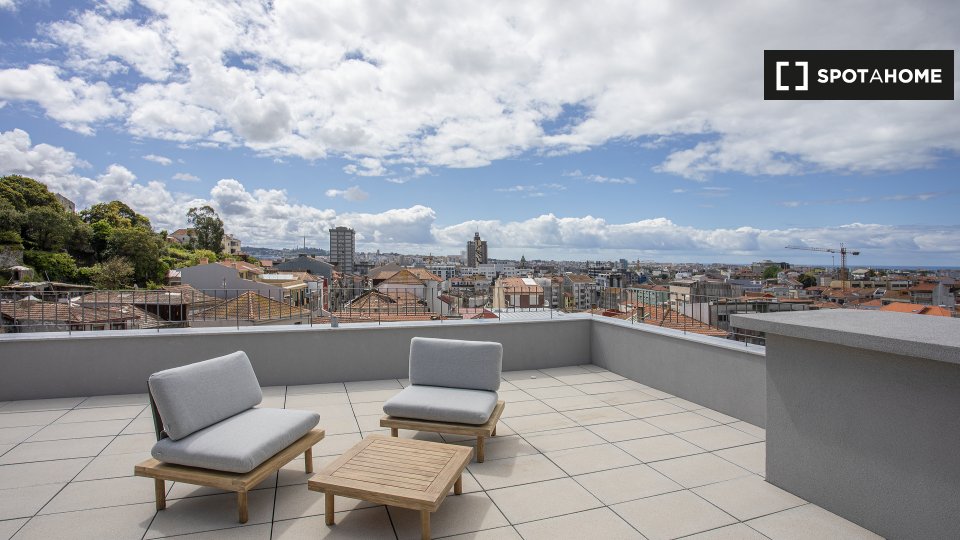 Apartment Porto, 3 beds, 100m² — photo 17