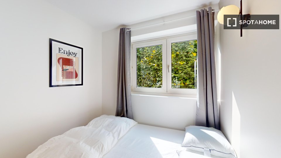 Double room Paris, 7 beds — photo 12