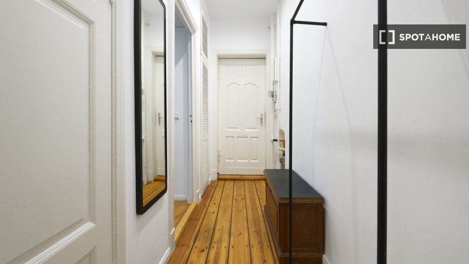 Apartment Berlin, 2 beds, 72m² — photo 13