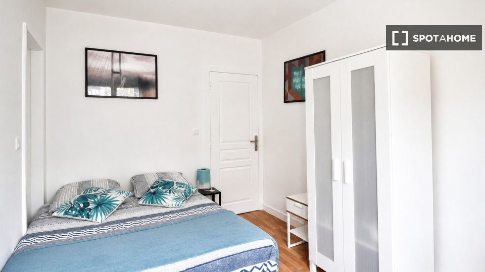 Chambre double Paris, 4 chambres — photo 35