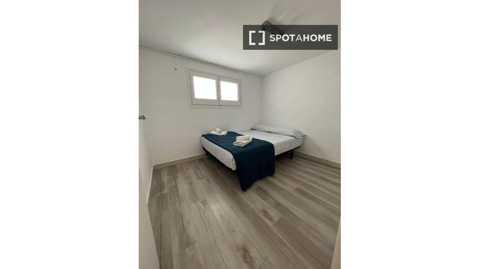 Apartment Barcelona, 4 beds, 180m² — photo 15