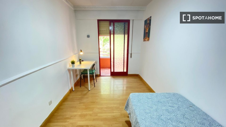 Double room Madrid, 7 beds — photo 12