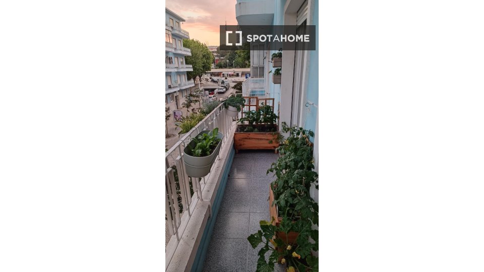 Double room Lisbon, 2 beds, 70m² — photo 2