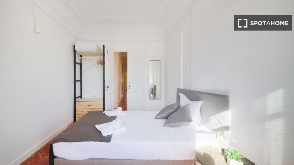 Double room Lisbon, 7 beds — photo 12