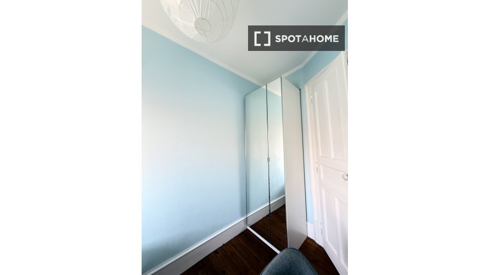 Double room Lisbon, 8 beds — photo 8
