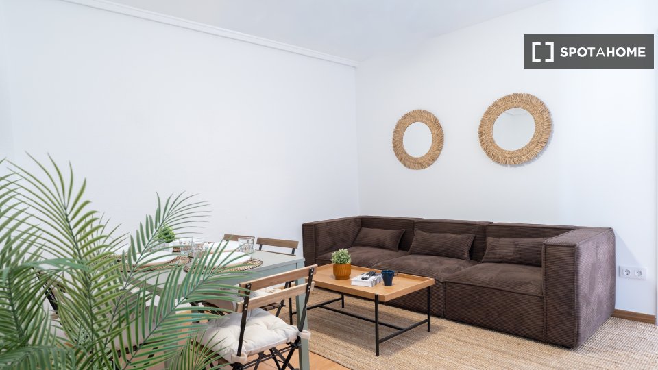 Double room Madrid, 5 beds — photo 2