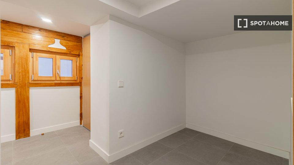 Apartamento de 1 dormitorio en alquiler en Palacio, Madrid