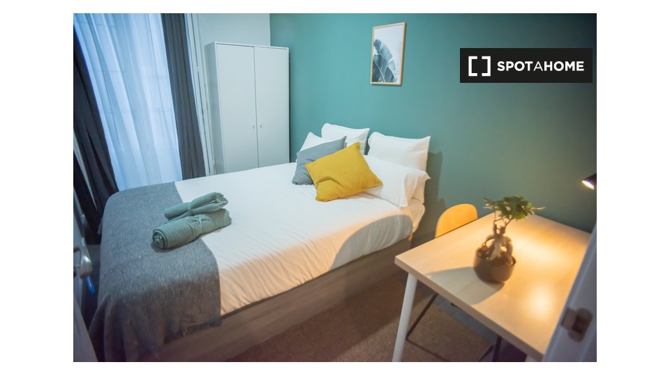 Double room Madrid, 8 beds, 120m² — photo 10
