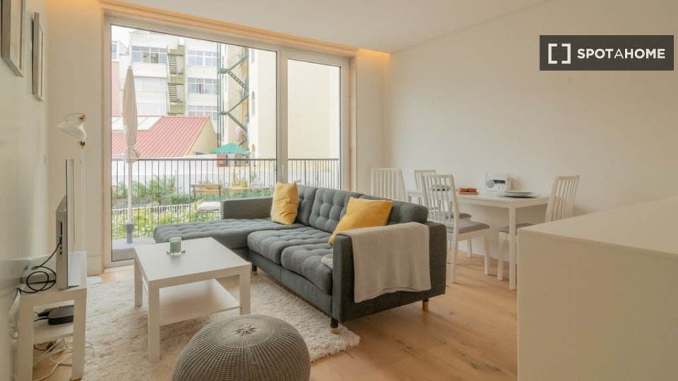 Apartment Lisbon, 1 bed — photo 10