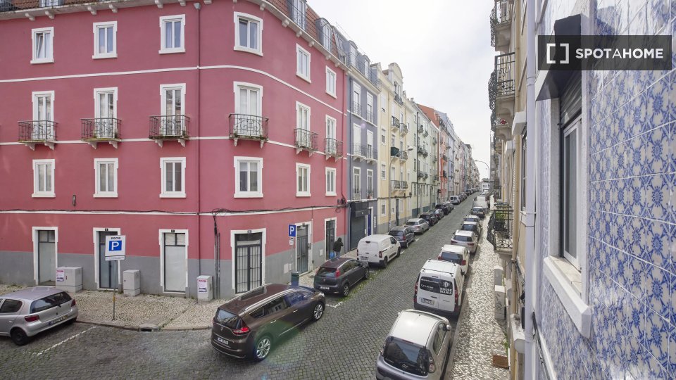Double room Lisbon, 4 beds — photo 6