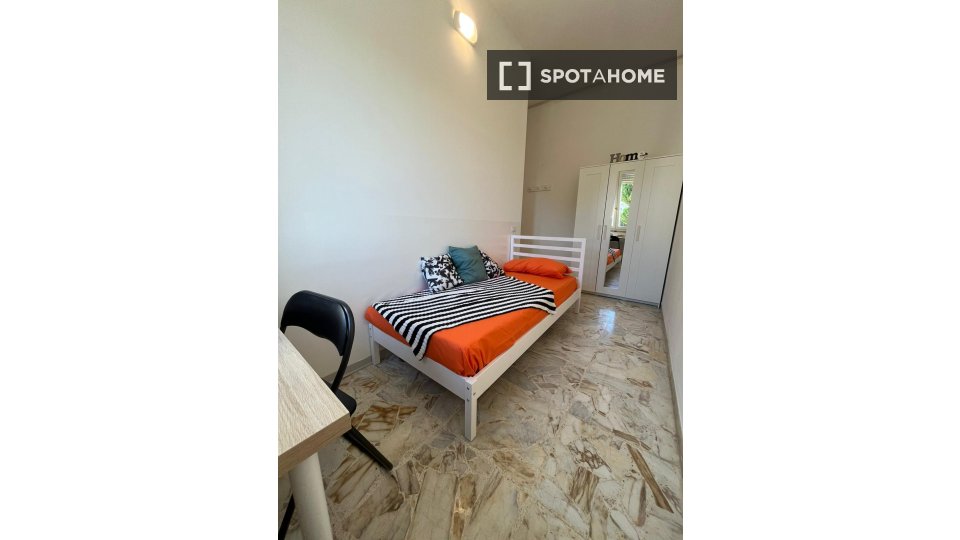 Double room Cagliari, 14 beds — photo 4