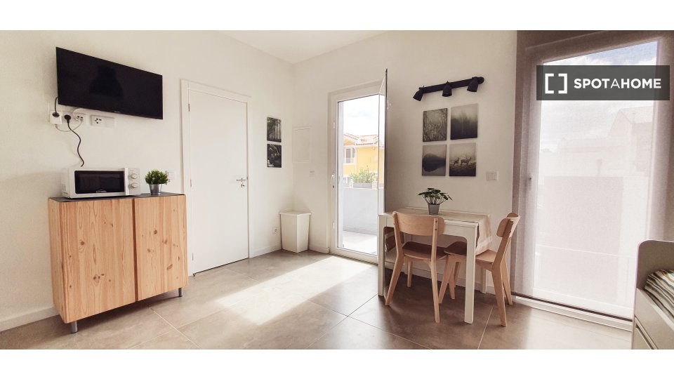 Apartment mono Lisbon, 24m² — photo 15