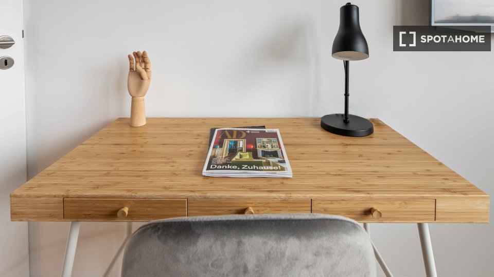 Double room Munich, 4 beds, 92m² — photo 9