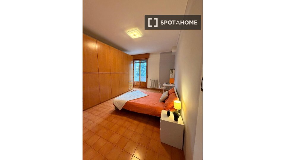 Double room Bologna, 4 beds — photo 23