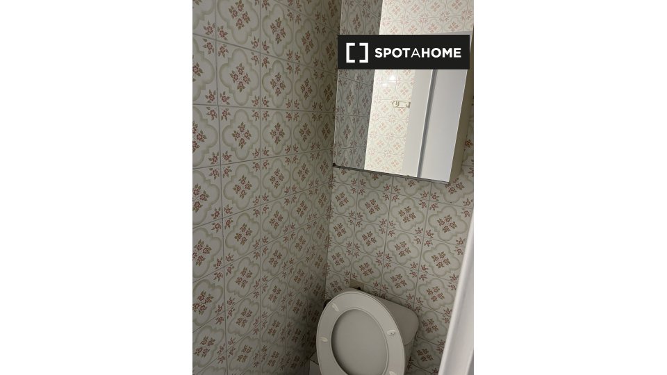 Room in shared apartment in Coslada (ref 935298) Spotahome