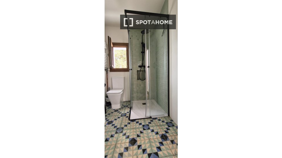Double room Granada, 3 beds, 100m² — photo 12
