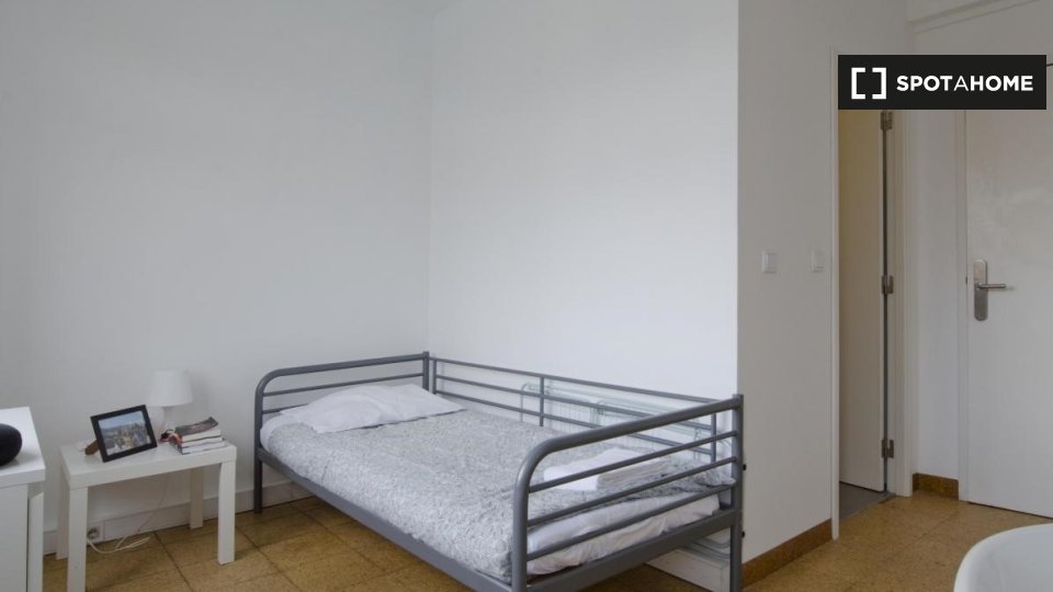 Apartment Lisbon, 1 bed — photo 4