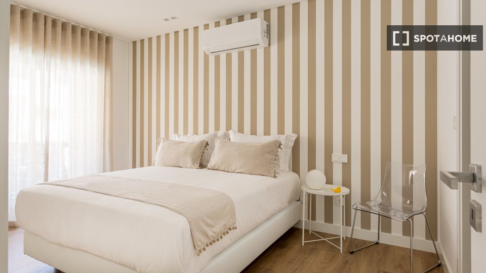 Apartment Lisbon, 3 beds — photo 11