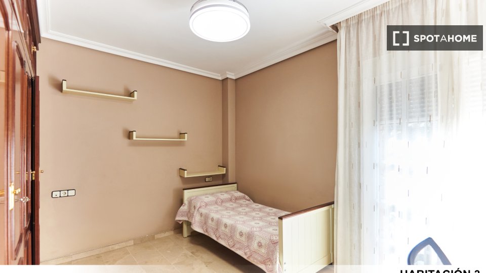 Double room Seville, 4 beds — photo 64
