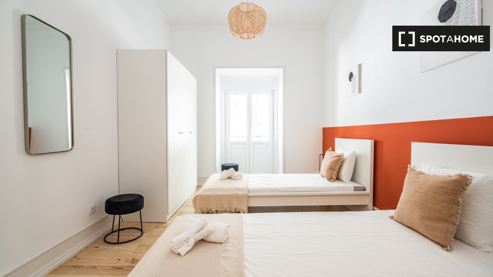 Apartment Lisbon, 3 beds — photo 16