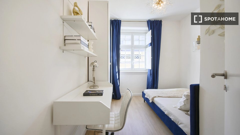 Double room Lisbon, 7 beds — photo 10