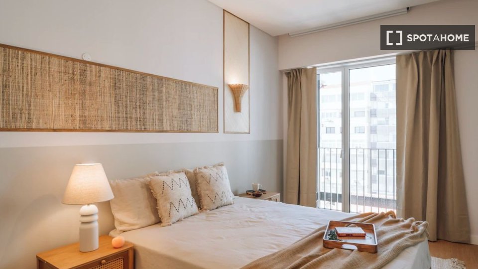 Apartment Lisbon, 1 bed — photo 15