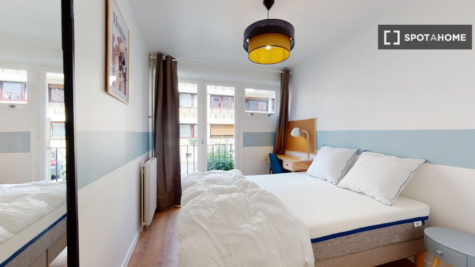 Double room Paris, 4 beds — photo 12
