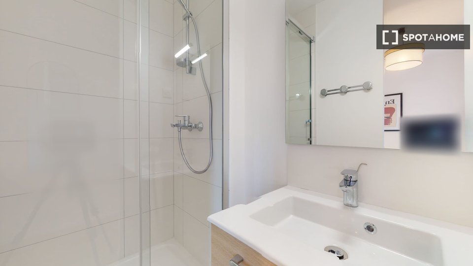 Double room Paris, 8 beds — photo 17