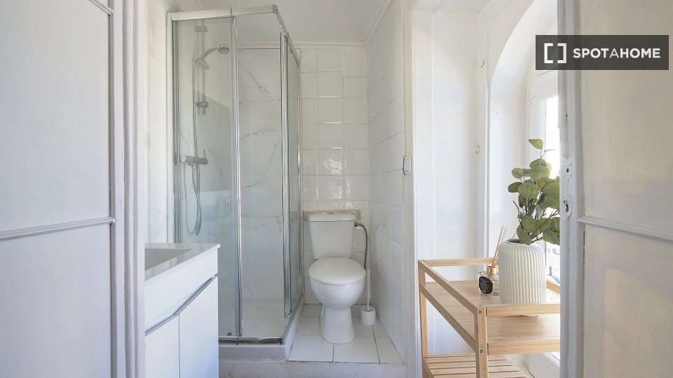 Double room Lisbon, 13 beds — photo 5