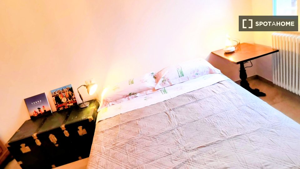 Double room Bologna, 3 beds, 94m² — photo 25