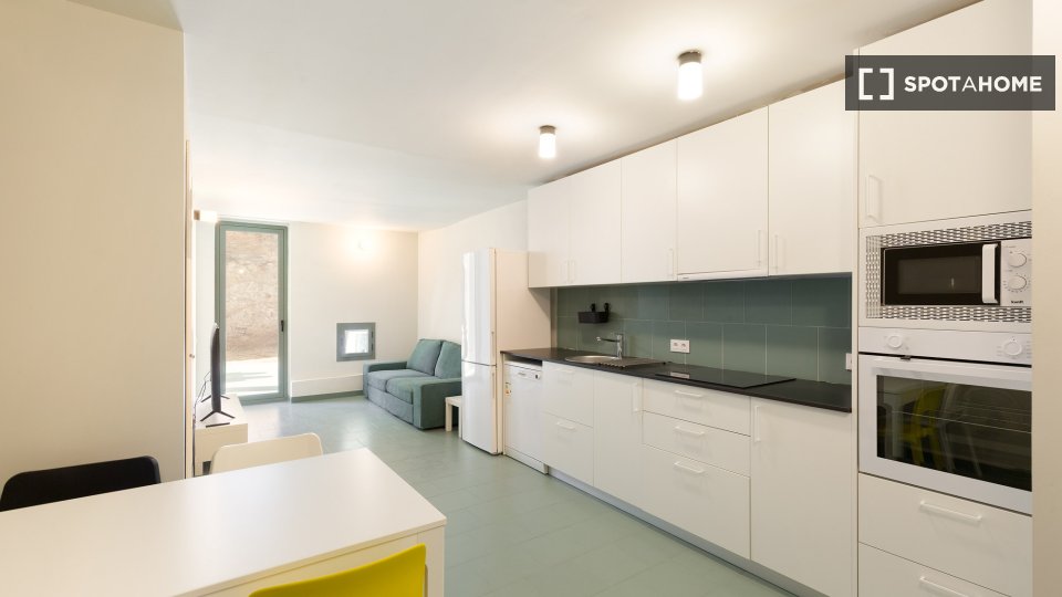 Apartment Barcelona, 2 beds, 60m² — photo 4
