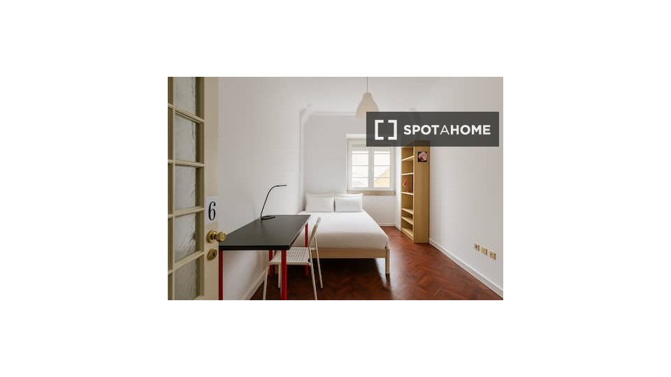 Double room Lisbon, 7 beds — photo 30