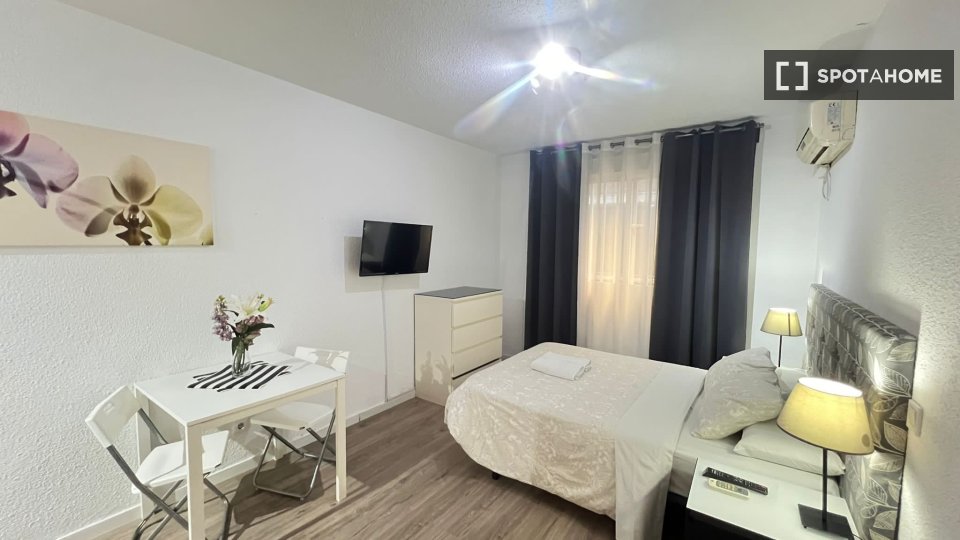 Apartment mono Madrid — photo 9