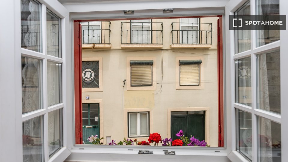 Apartment mono Lisbon, 38m² — photo 6