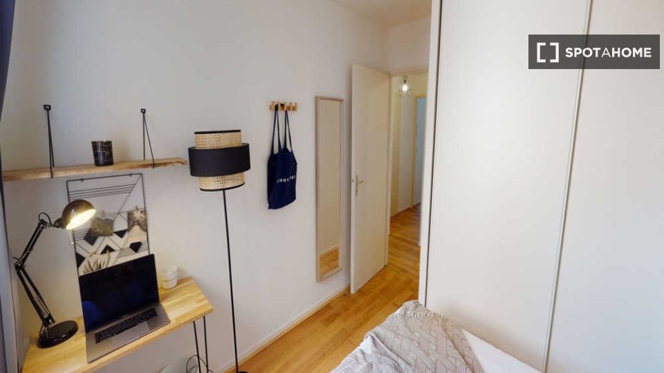 Double room Lyon, 5 beds, 90m² — photo 19