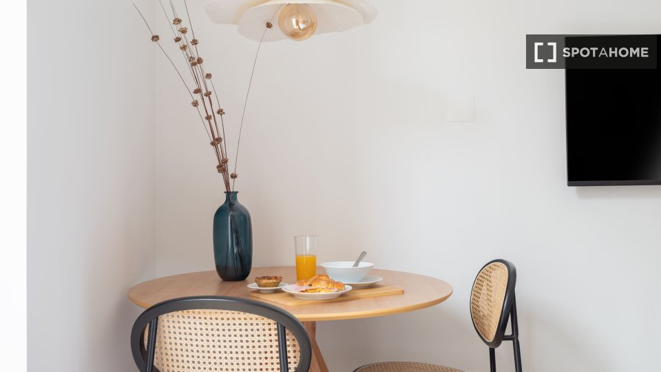 Apartment mono Lisbon, 25m² — photo 9