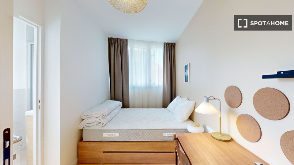 Double room Paris, 24 beds — photo 1