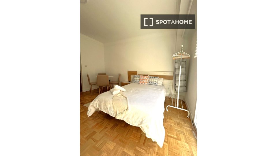Chambre double Madrid, 8 chambres, 170m² — photo 7