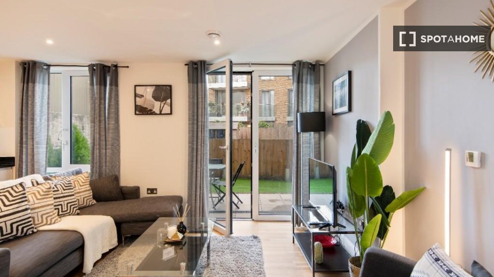 Apartment London, 2 beds — photo 7
