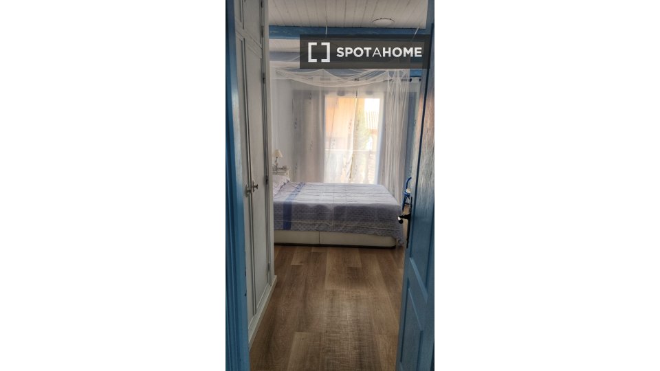 Apartment Alicante, 1 bed — photo 15