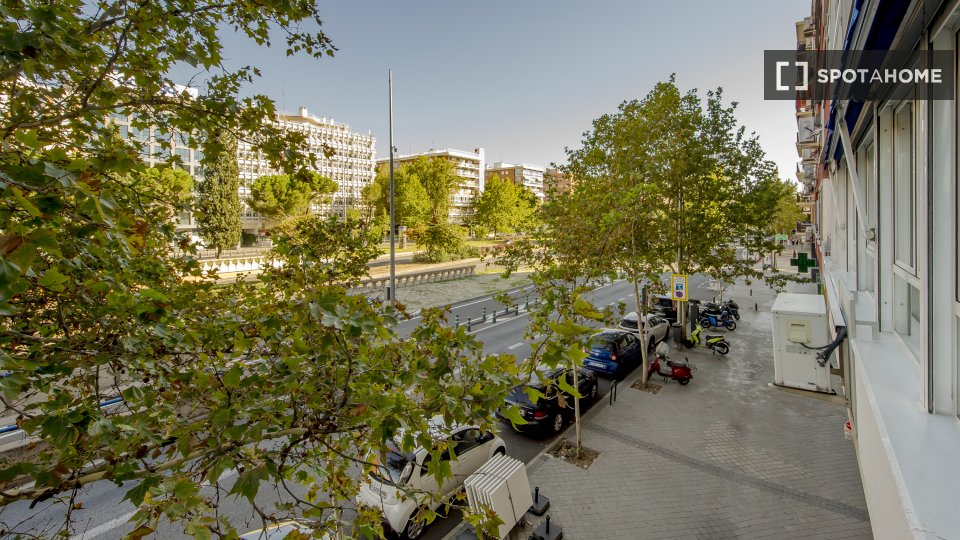 Double room Madrid, 8 beds, 200m² — photo 20