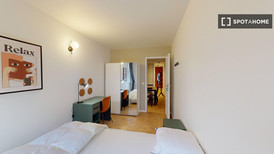 Double room Paris, 6 beds — photo 2
