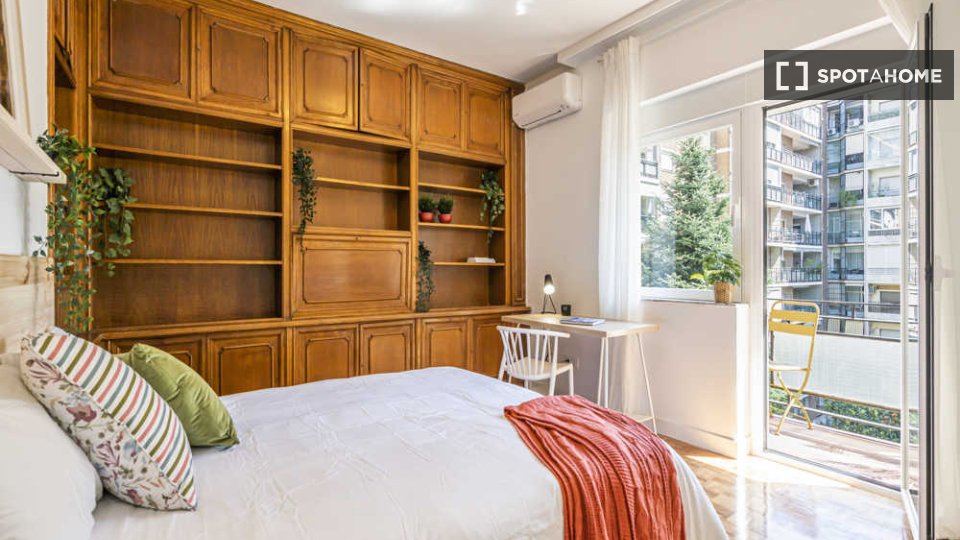 Double room Madrid, 6 beds — photo 21