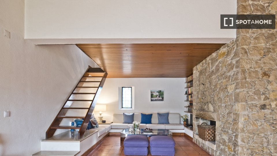Apartment Lisbon, 3 beds, 140m² — photo 1