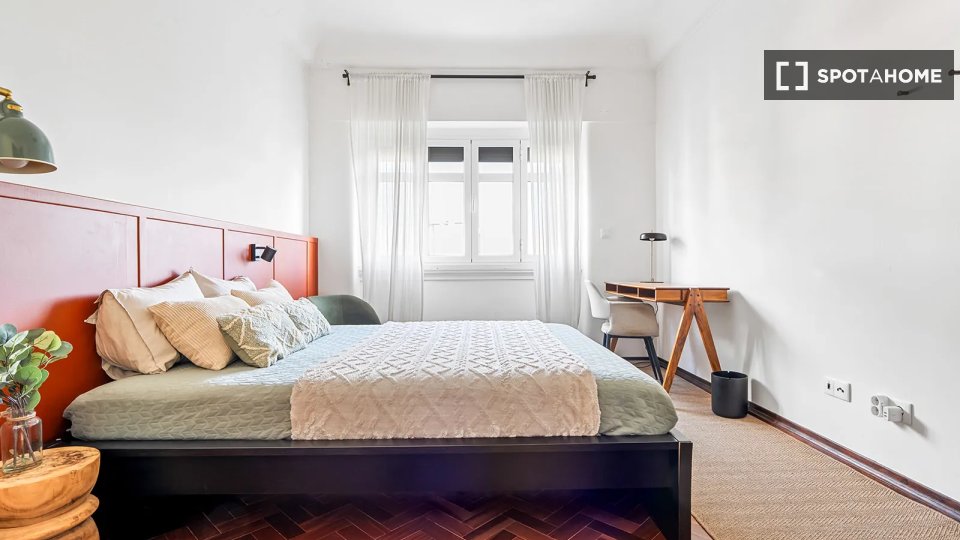 Double room Lisbon, 7 beds — photo 1