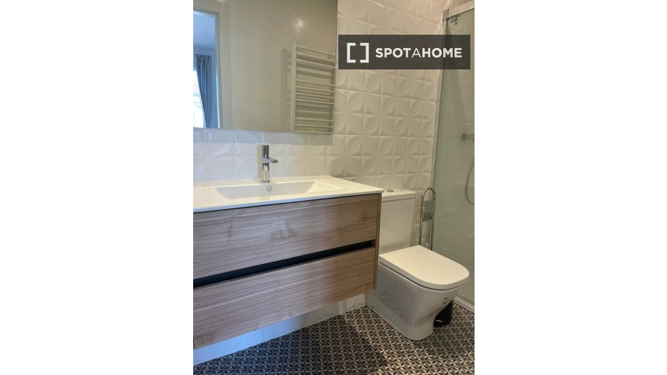 Apartment Barcelona, 2 beds, 74m² — photo 18