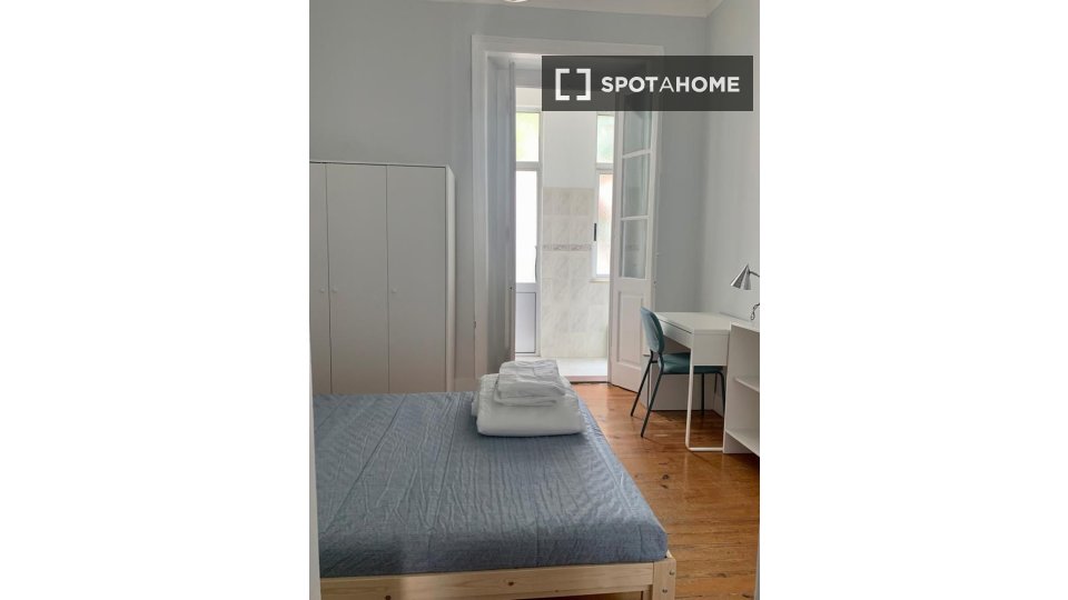Apartment Lisbon, 2 beds — photo 13