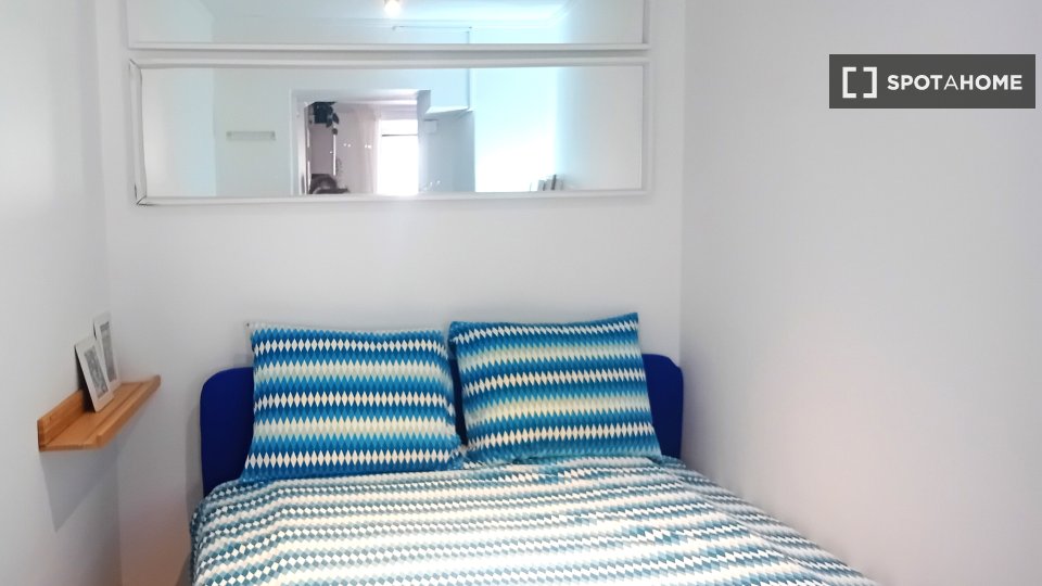 Apartment mono Lisbon, 40m² — photo 2